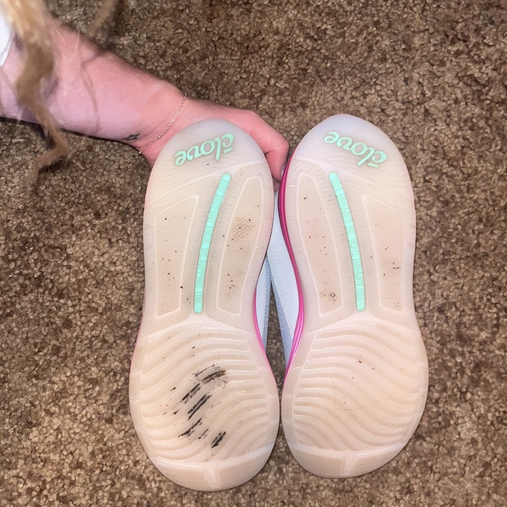 Clove sneakers - Picture 2 of 2